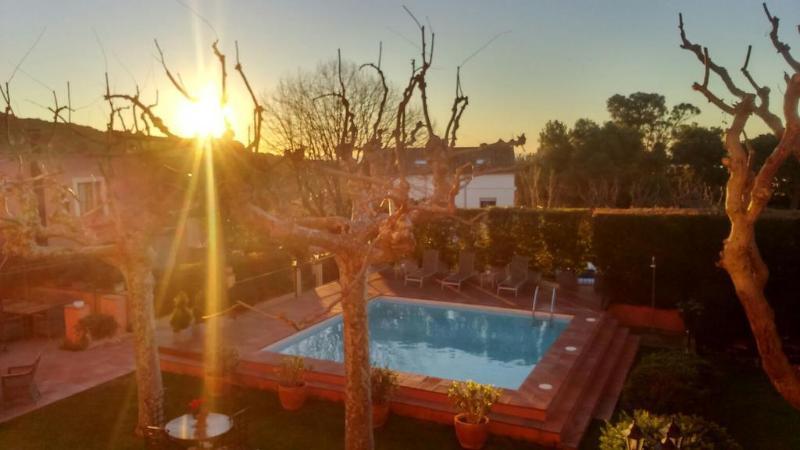 Mas De Baix Hotel Cabrils Luaran gambar