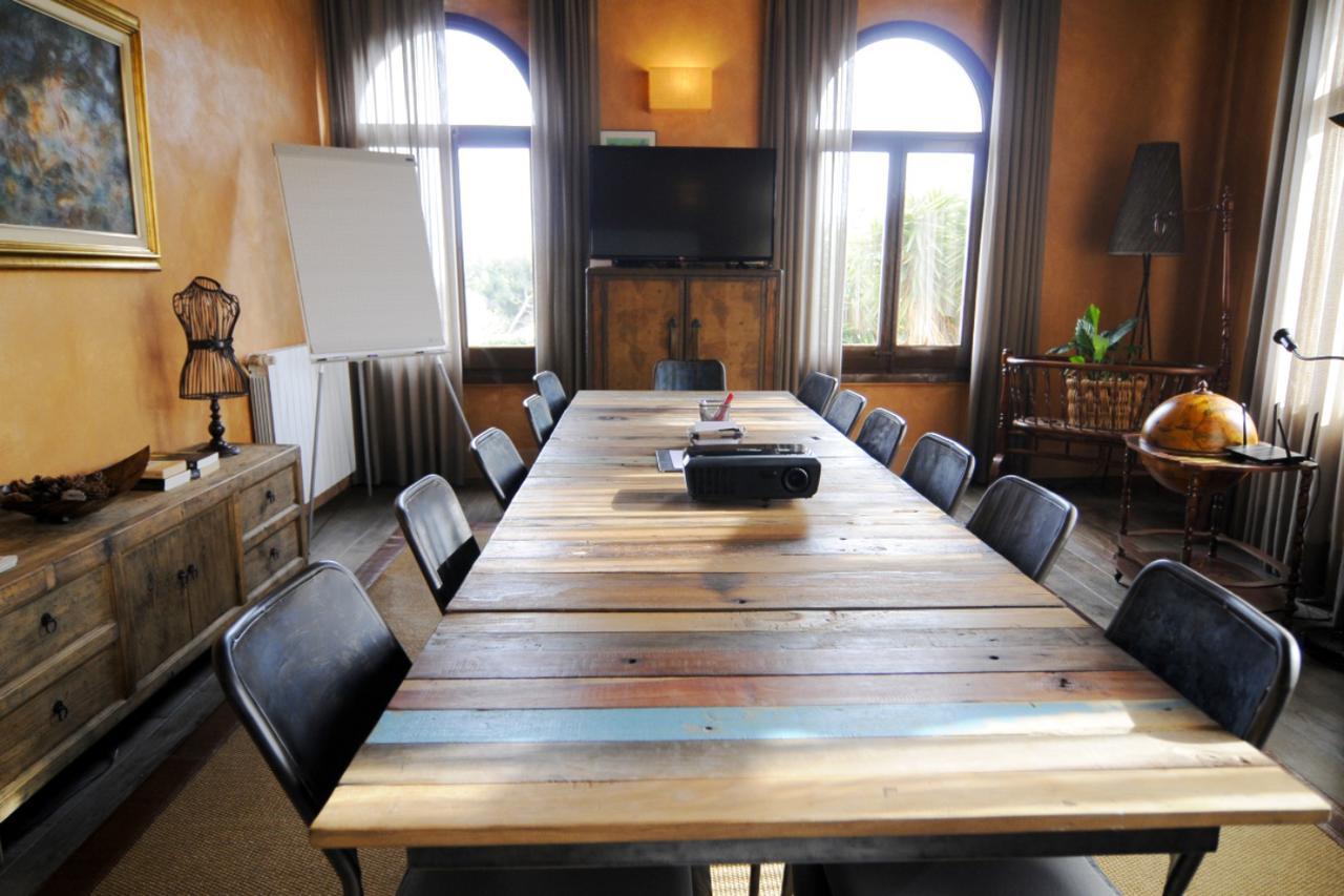 Mas De Baix Hotel Cabrils Luaran gambar