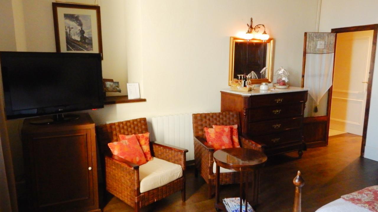 Mas De Baix Hotel Cabrils Luaran gambar