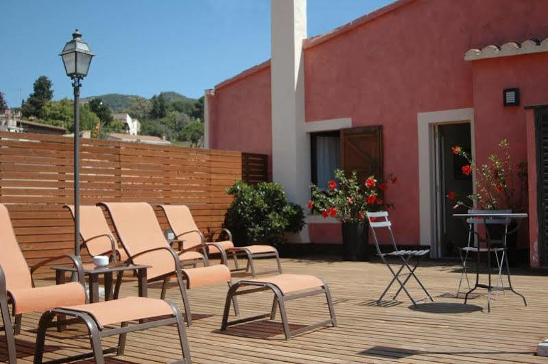 Mas De Baix Hotel Cabrils Luaran gambar