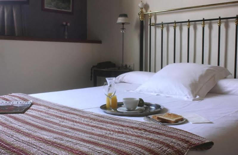 Mas De Baix Hotel Cabrils Luaran gambar